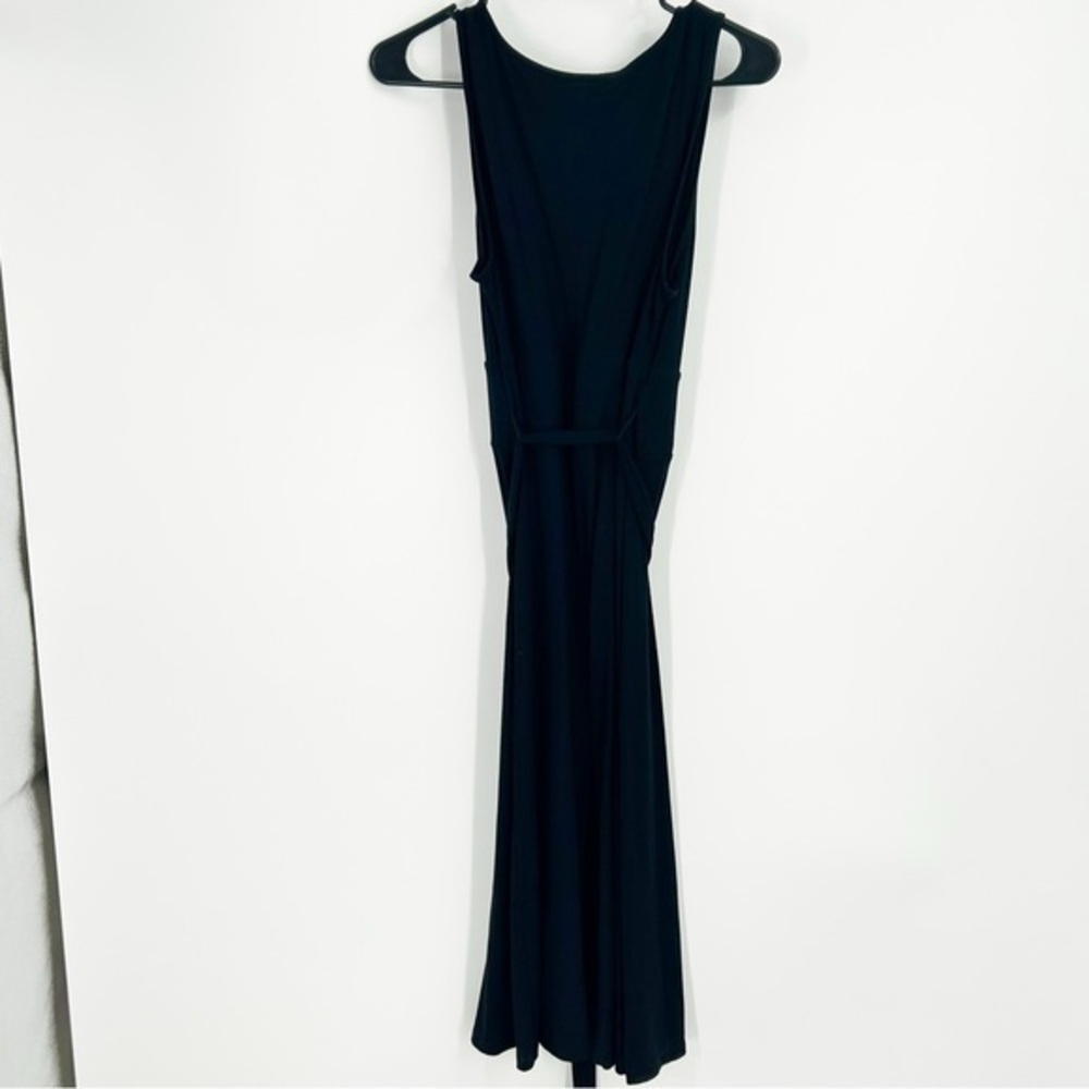 Talbots Black Jersey Knit V-Neck Belted Dress Size Medium